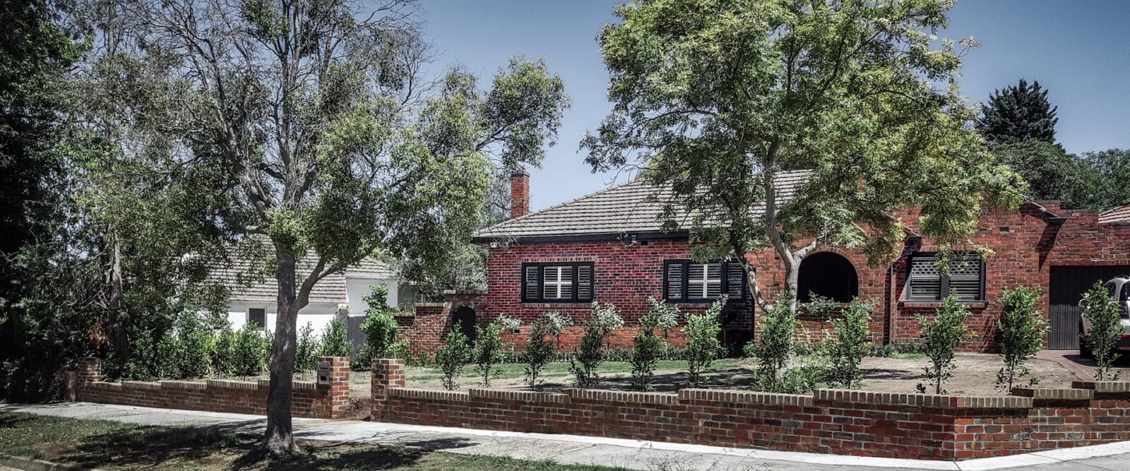Brick Fence in Melbourne by Black Barrow